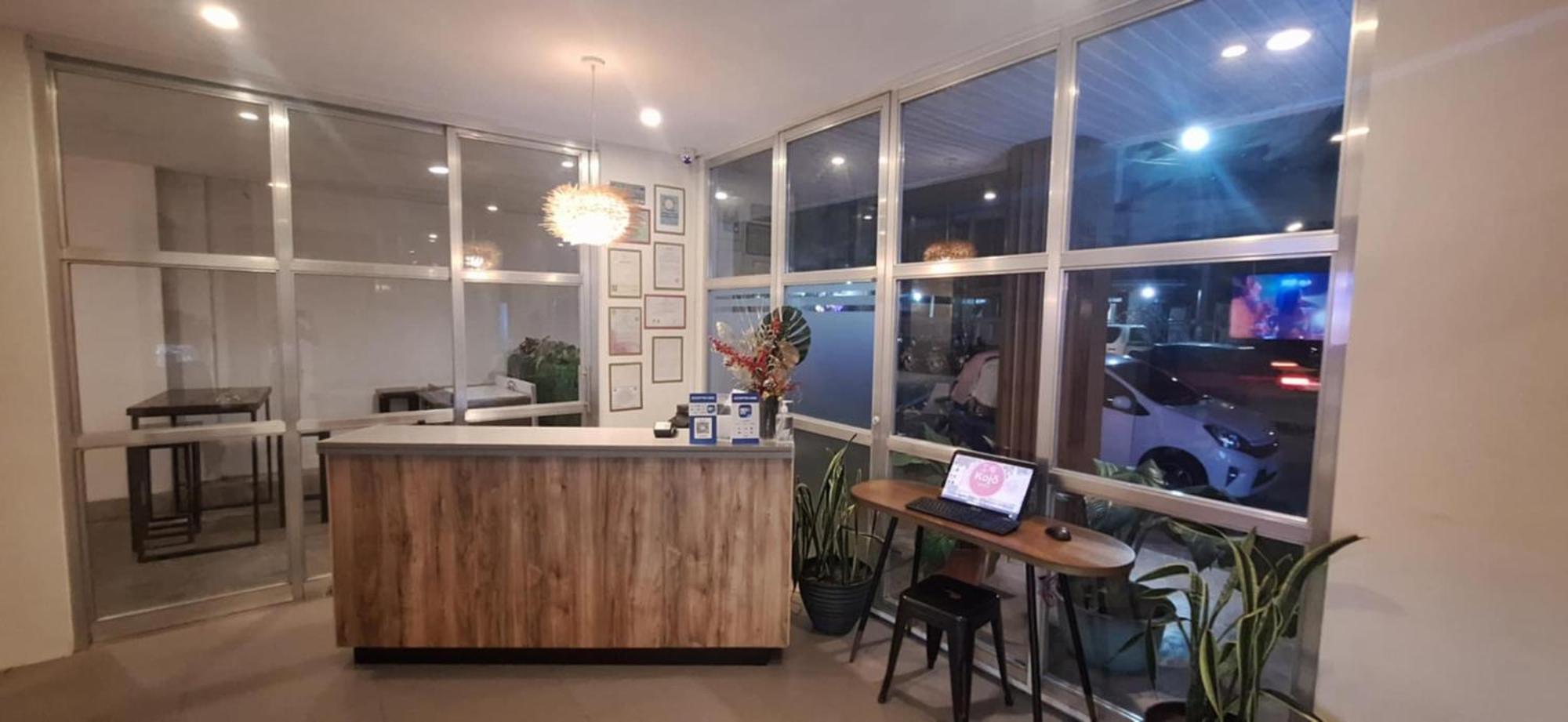 Kojo Hotel Tagum Esterno foto