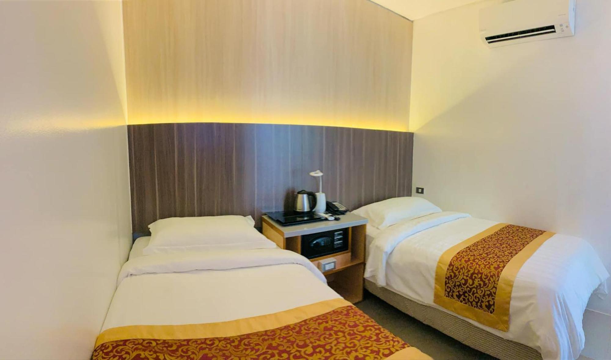 Kojo Hotel Tagum Esterno foto
