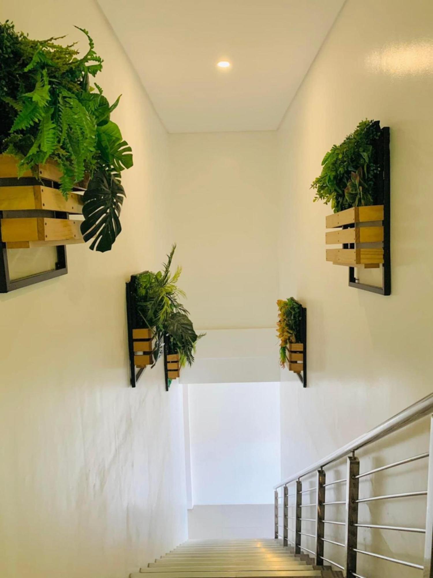 Kojo Hotel Tagum Esterno foto