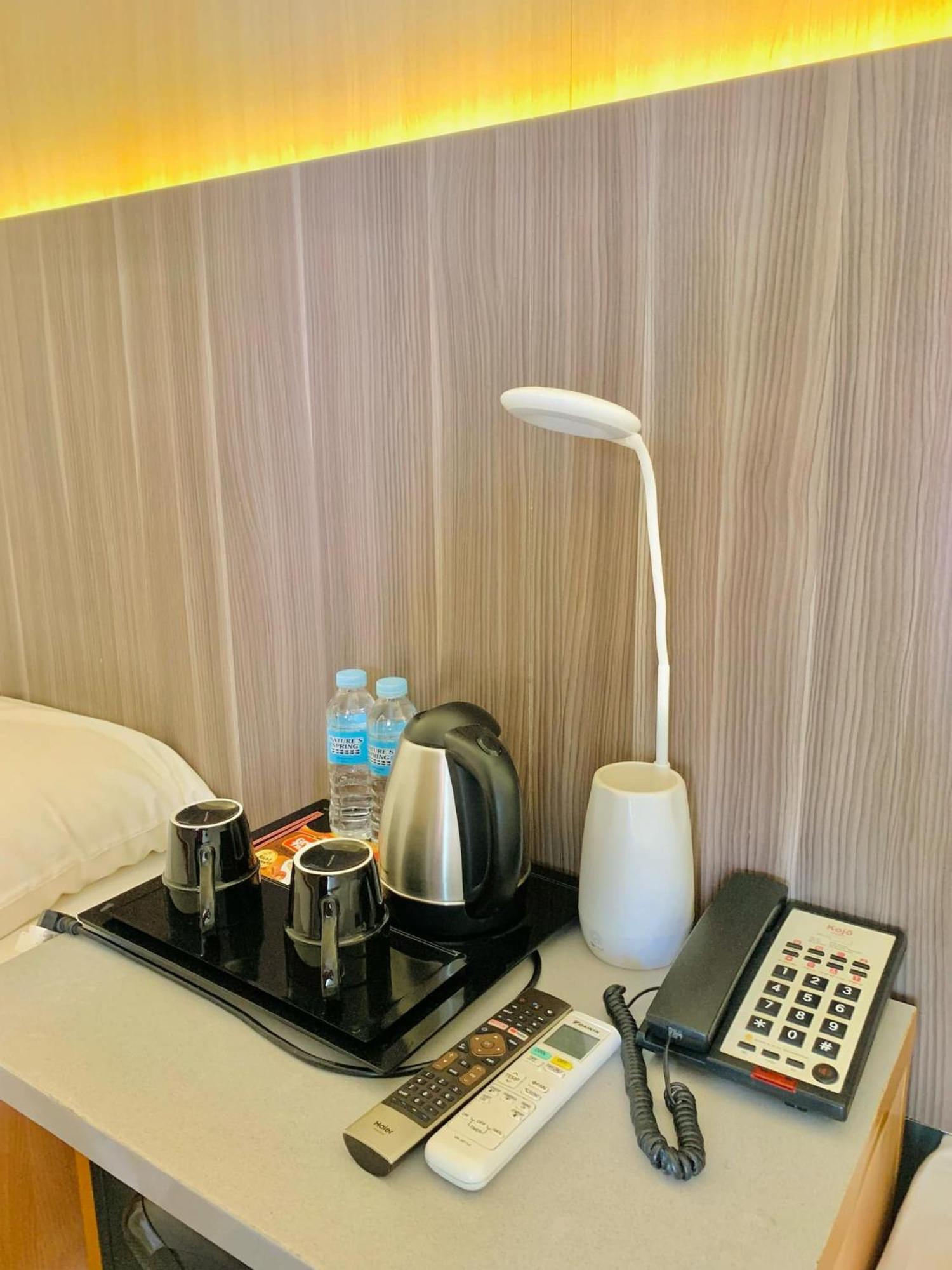 Kojo Hotel Tagum Esterno foto