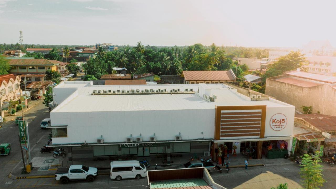 Kojo Hotel Tagum Esterno foto